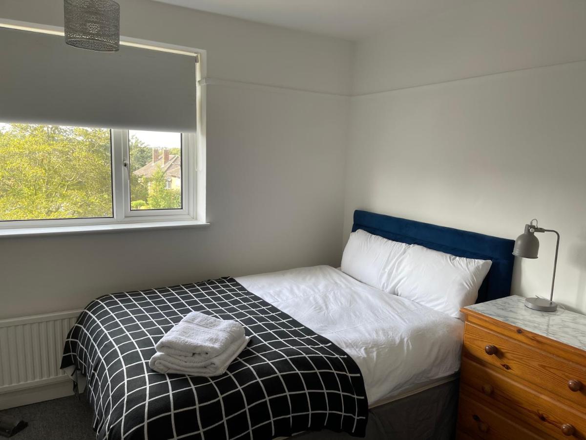 Golden Triangle House Hotel Norwich Bagian luar foto