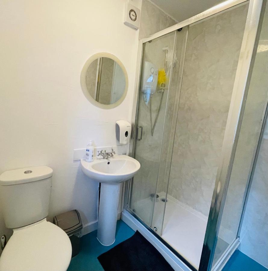 Golden Triangle House Hotel Norwich Bagian luar foto