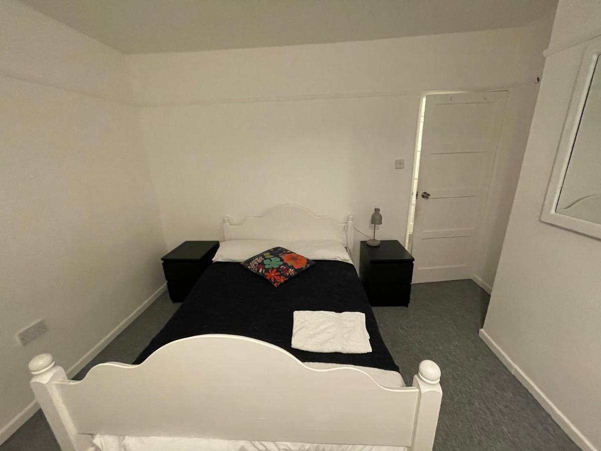 Golden Triangle House Hotel Norwich Bagian luar foto