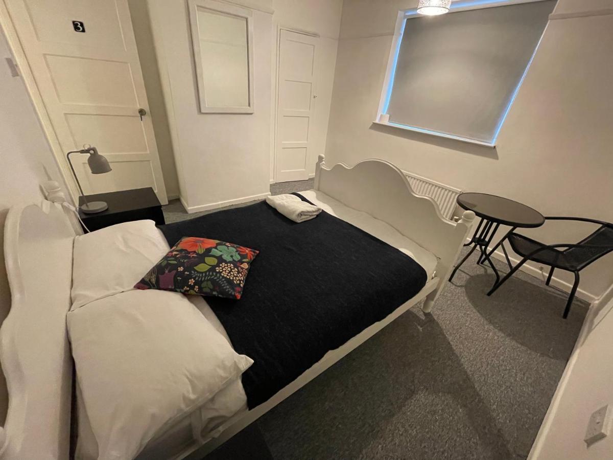 Golden Triangle House Hotel Norwich Bagian luar foto